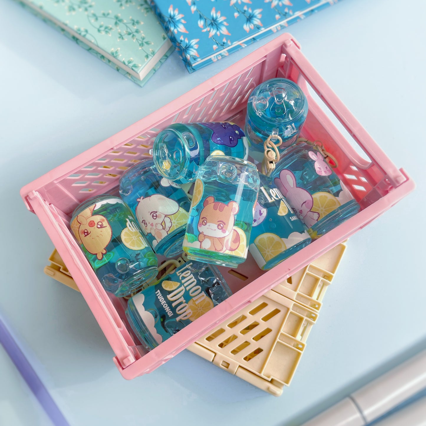 ✿ ANITEEZ ✿ Acrylic Keychains -> Liquid oil