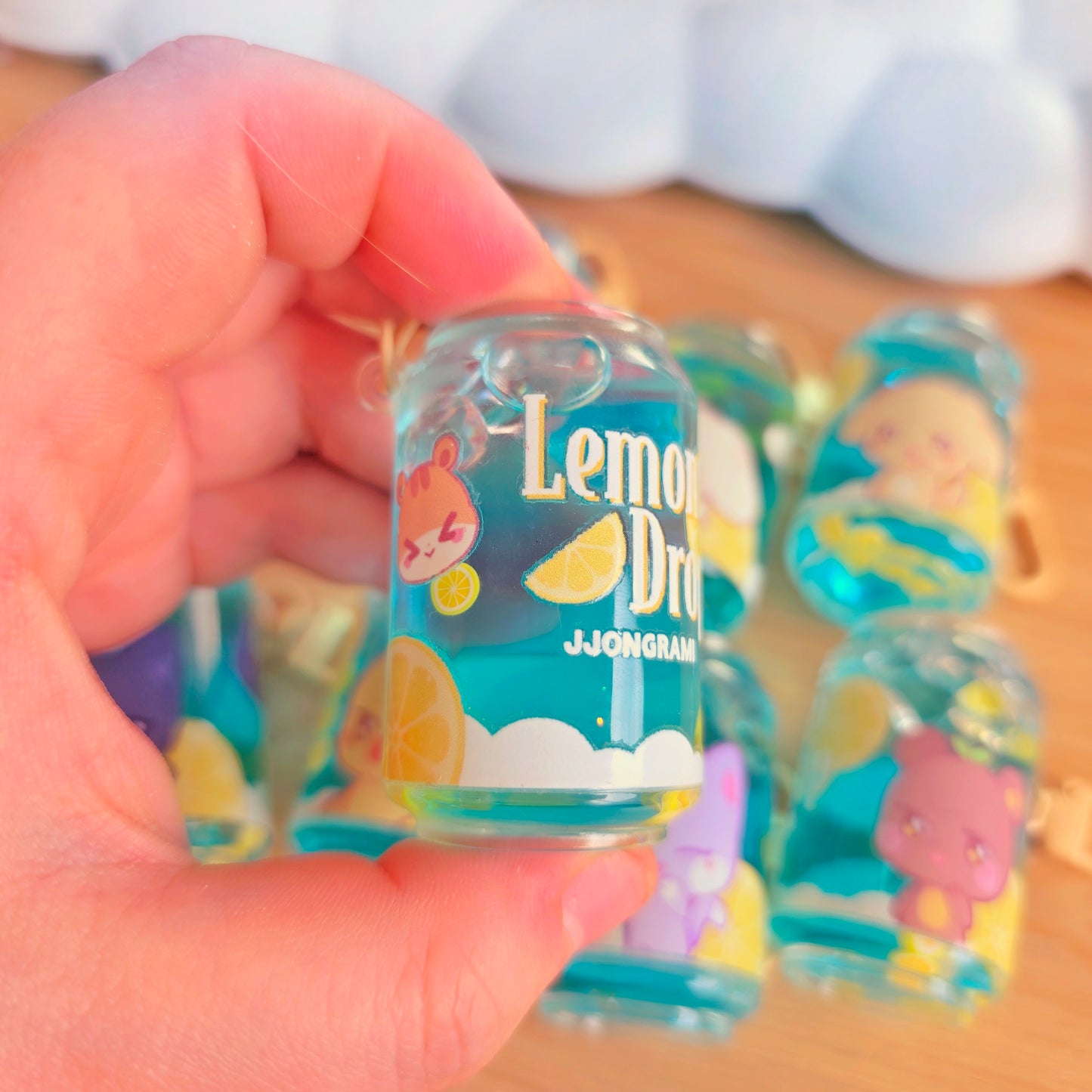 ✿ ANITEEZ ✿  Acrylic Keychains -> Liquid oil